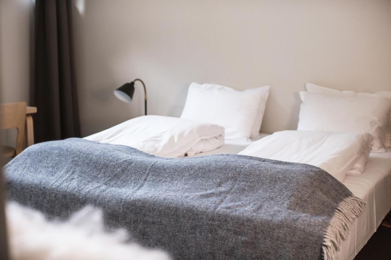 Lindstrom Hotel Lærdalsøyri Esterno foto